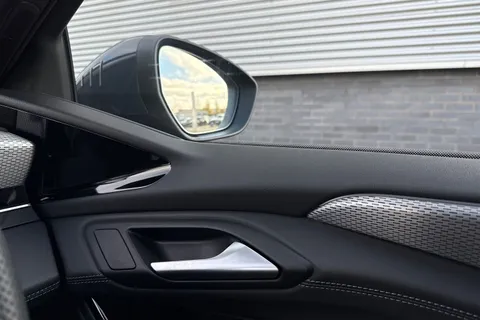 KY25FNA Audi A6 E-Tron Sportback 100kWh Performance S line Auto 5dr Thumbnail #22