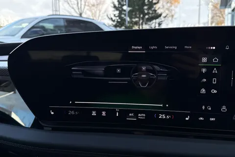 KY25FNA Audi A6 E-Tron Sportback 100kWh Performance S line Auto 5dr Thumbnail #37