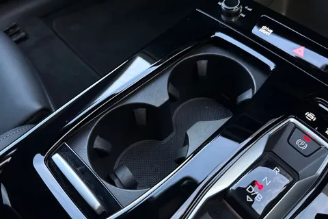 KY25FNA Audi A6 E-Tron Sportback 100kWh Performance S line Auto 5dr Thumbnail #58