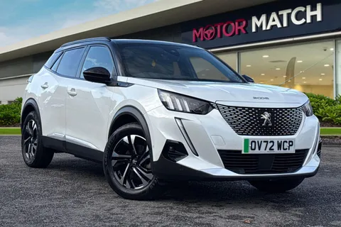 OV72WCP PEUGEOT e-2008 50kWh GT Auto 5dr (7kW Charger) Thumbnail #2