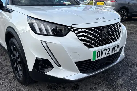 OV72WCP PEUGEOT e-2008 50kWh GT Auto 5dr (7kW Charger) Thumbnail #9