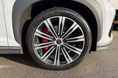 DE75FFB BYD Sealion 7 91.3kWh Excellence Auto AWD 5dr Thumbnail #22