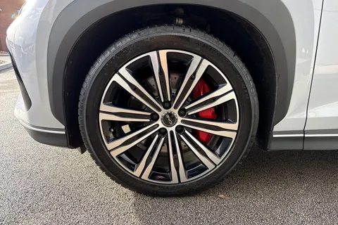 DE75FFB BYD Sealion 7 91.3kWh Excellence Auto AWD 5dr Thumbnail #23