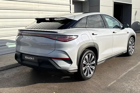 DE75FFB BYD Sealion 7 91.3kWh Excellence Auto AWD 5dr Thumbnail #31