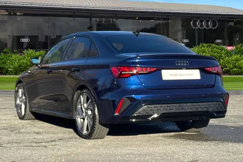 KM25EZV Audi A3 Black Edition 35 TFSI 150 PS S tronic Thumbnail #3