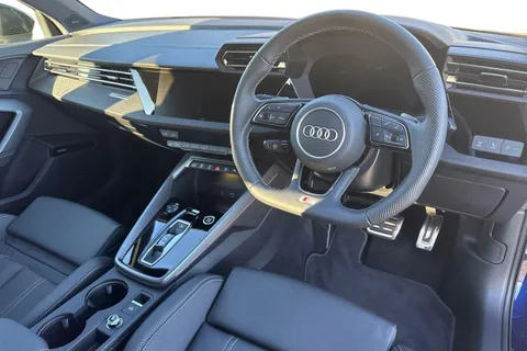 KM25EZV Audi A3 Black Edition 35 TFSI 150 PS S tronic Thumbnail #15