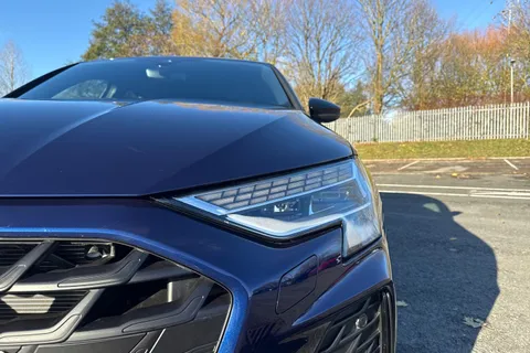 KM25EZV Audi A3 Black Edition 35 TFSI 150 PS S tronic Thumbnail #26