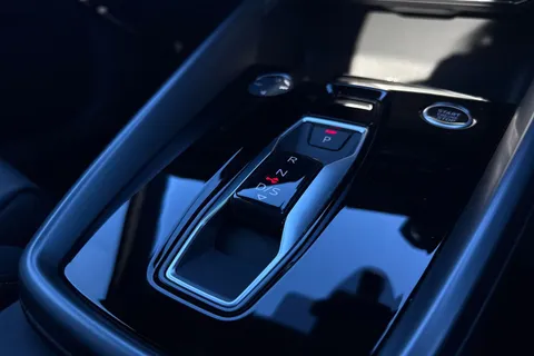 KM25EZV Audi A3 Black Edition 35 TFSI 150 PS S tronic Thumbnail #48