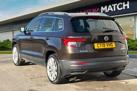CT19VHG Škoda Karoq 1.5 TSI ACT Edition DSG 4WD Euro 6 (s/s) 5dr Thumbnail #3