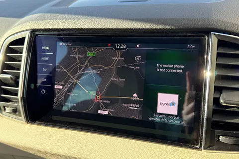 CT19VHG Škoda Karoq 1.5 TSI ACT Edition DSG 4WD Euro 6 (s/s) 5dr Thumbnail #18