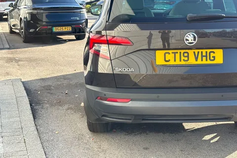 CT19VHG Škoda Karoq 1.5 TSI ACT Edition DSG 4WD Euro 6 (s/s) 5dr Thumbnail #29
