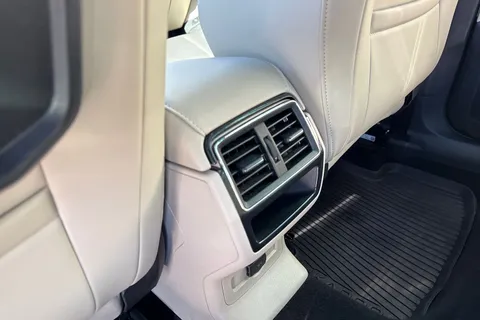 CT19VHG Škoda Karoq 1.5 TSI ACT Edition DSG 4WD Euro 6 (s/s) 5dr Thumbnail #42