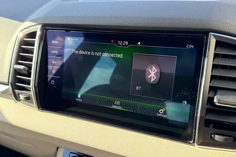 CT19VHG Škoda Karoq 1.5 TSI ACT Edition DSG 4WD Euro 6 (s/s) 5dr Thumbnail #50