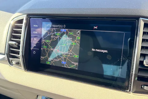 CT19VHG Škoda Karoq 1.5 TSI ACT Edition DSG 4WD Euro 6 (s/s) 5dr Thumbnail #53