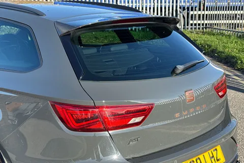 KT69LHZ SEAT Leon 2.0 TSI Cupra R ST ST DSG 4Drive Euro 6 (s/s) 5dr Thumbnail #7