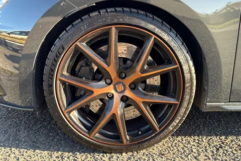 KT69LHZ SEAT Leon 2.0 TSI Cupra R ST ST DSG 4Drive Euro 6 (s/s) 5dr Thumbnail #9