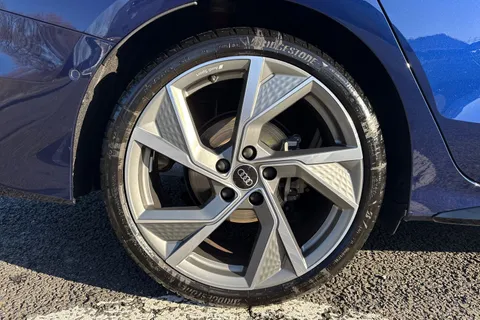 KM25OLA Audi A3 Black Edition 35 TFSI  150 PS S tronic Thumbnail #12