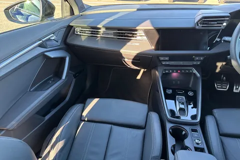 KM25OLA Audi A3 Black Edition 35 TFSI  150 PS S tronic Thumbnail #21