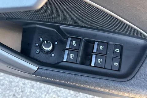 KM25OLA Audi A3 Black Edition 35 TFSI  150 PS S tronic Thumbnail #22