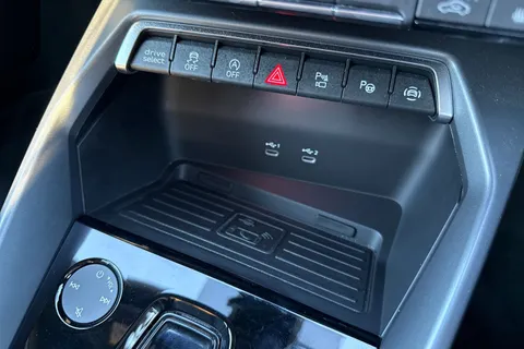 KM25OLA Audi A3 Black Edition 35 TFSI  150 PS S tronic Thumbnail #48