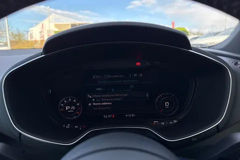 30 of 67 for Audi TT Coup- Black Edition 40 TFSI 197 PS S tronic