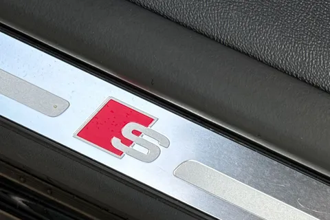 42 of 67 for Audi TT Coup- Black Edition 40 TFSI 197 PS S tronic