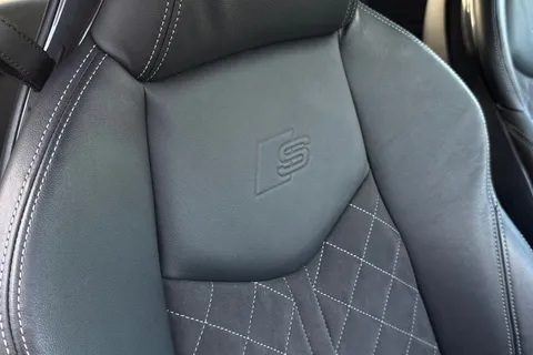 44 of 67 for Audi TT Coup- Black Edition 40 TFSI 197 PS S tronic