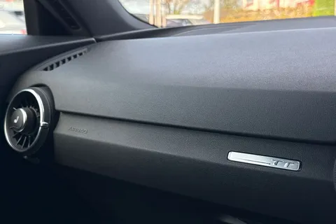 47 of 67 for Audi TT Coup- Black Edition 40 TFSI 197 PS S tronic