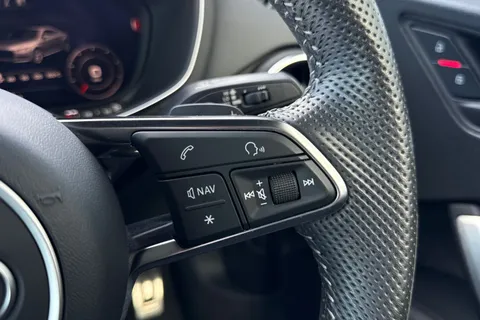 56 of 67 for Audi TT Coup- Black Edition 40 TFSI 197 PS S tronic