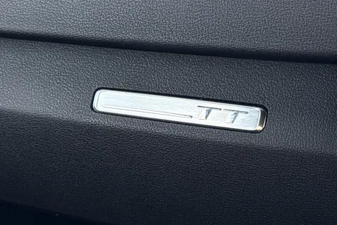 59 of 67 for Audi TT Coup- Black Edition 40 TFSI 197 PS S tronic