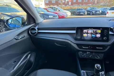 DE73FRF Škoda Fabia 1.0 TSI Colour Edition Euro 6 (s/s) 5dr Thumbnail #21