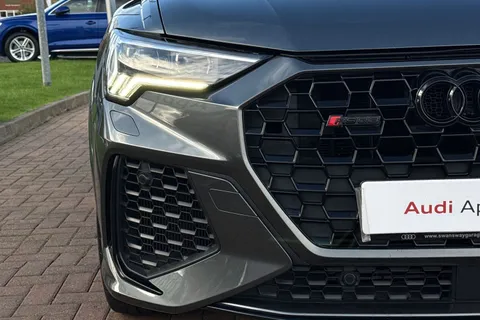 28 of 66 for Audi RS Q3 Sport Edition 400 PS S tronic