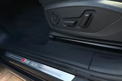 34 of 66 for Audi RS Q3 Sport Edition 400 PS S tronic
