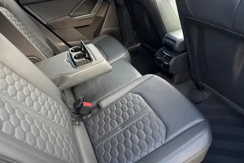 42 of 66 for Audi RS Q3 Sport Edition 400 PS S tronic