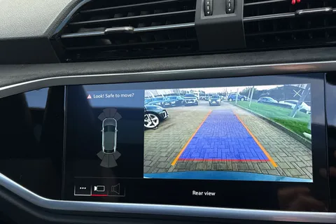 56 of 66 for Audi RS Q3 Sport Edition 400 PS S tronic