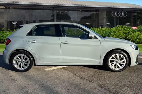 PJ72NLE Audi A1 Sport 30 TFSI 110 PS 6-speed Thumbnail #4