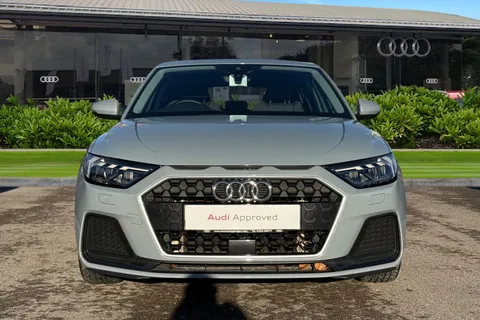 PJ72NLE Audi A1 Sport 30 TFSI 110 PS 6-speed Thumbnail #6