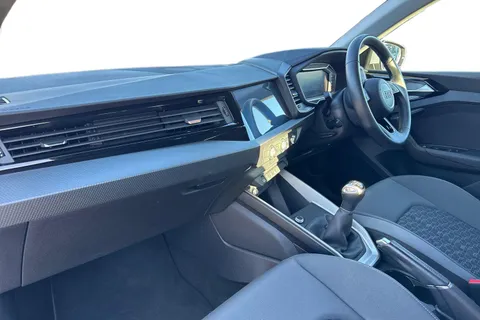 PJ72NLE Audi A1 Sport 30 TFSI 110 PS 6-speed Thumbnail #9