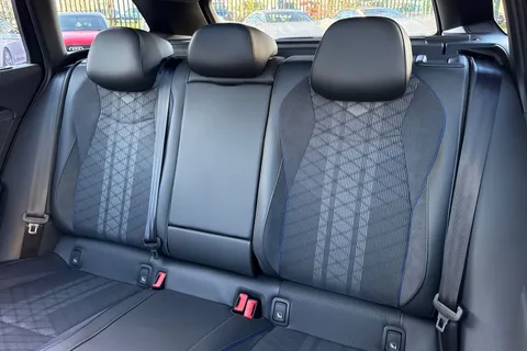 DE25URF Volkswagen Passat 1.5 TSI eHybrid 272 R-Line 5dr DSG⭐ Sunroof, Driver Assistance Pack, Info P Thumbnail #20