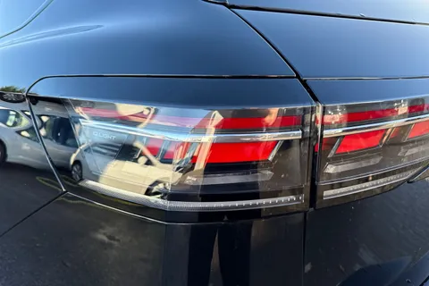 DE25URF Volkswagen Passat 1.5 TSI eHybrid 272 R-Line 5dr DSG⭐ Sunroof, Driver Assistance Pack, Info P Thumbnail #26