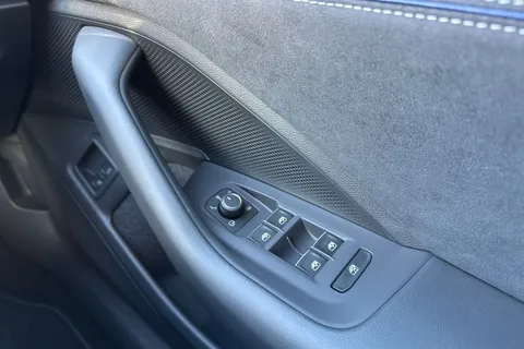 KR25WDE Volkswagen Passat 1.5 TSI eHybrid 204PS R-Line 5dr DSG ⭐Heated seats, Rear-view camera, Keyle Thumbnail #19