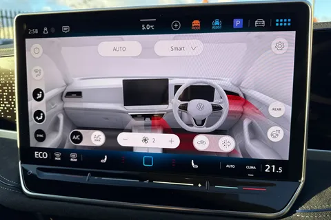 KR25WDE Volkswagen Passat 1.5 TSI eHybrid 204PS R-Line 5dr DSG ⭐Heated seats, Rear-view camera, Keyle Thumbnail #20