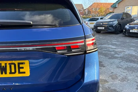 KR25WDE Volkswagen Passat 1.5 TSI eHybrid 204PS R-Line 5dr DSG ⭐Heated seats, Rear-view camera, Keyle Thumbnail #27