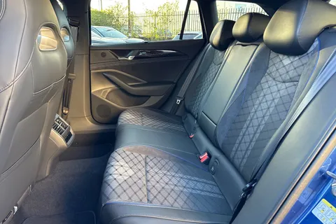 KR25WDE Volkswagen Passat 1.5 TSI eHybrid 204PS R-Line 5dr DSG ⭐Heated seats, Rear-view camera, Keyle Thumbnail #39