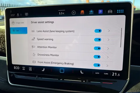 KR25WDE Volkswagen Passat 1.5 TSI eHybrid 204PS R-Line 5dr DSG ⭐Heated seats, Rear-view camera, Keyle Thumbnail #53