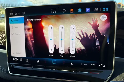 KR25WDE Volkswagen Passat 1.5 TSI eHybrid 204PS R-Line 5dr DSG ⭐Heated seats, Rear-view camera, Keyle Thumbnail #59