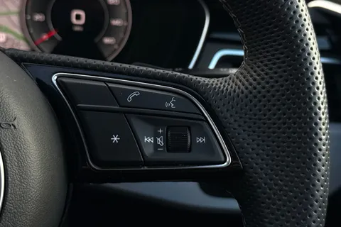 37 of 64 for Audi A4 Avant Avant S line 40 TFSI 204 PS S tronic