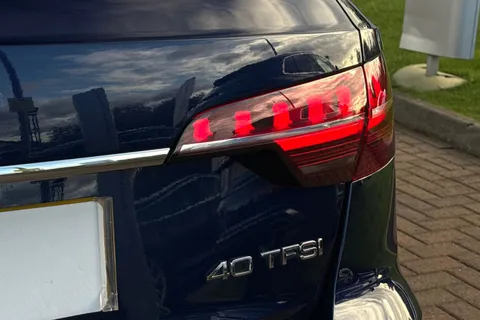 48 of 64 for Audi A4 Avant Avant S line 40 TFSI 204 PS S tronic