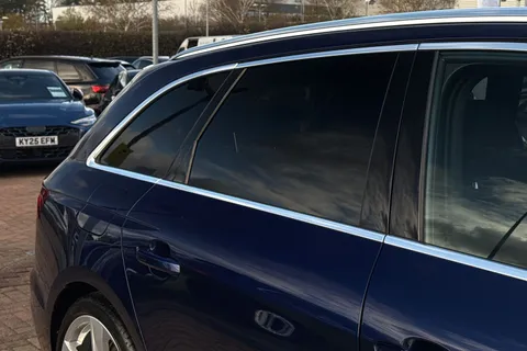 51 of 64 for Audi A4 Avant Avant S line 40 TFSI 204 PS S tronic