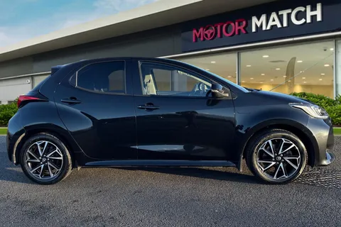 3 of 64 for Toyota Yaris 1.5 VVT-h Design E-CVT Euro 6 (s/s) 5dr